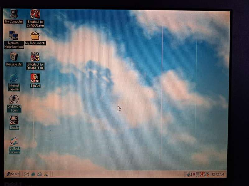 Vintage Dell Latitude CPi A300ST Pentium II laptop