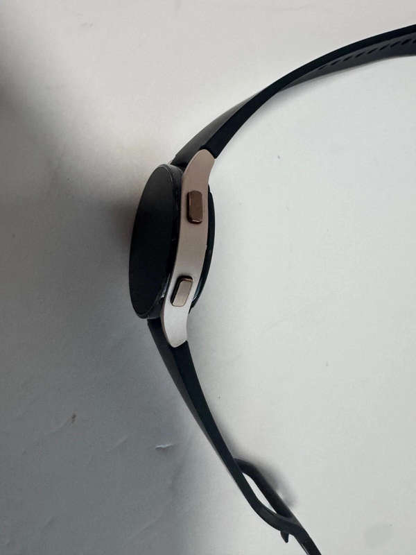Samsung Galaxy Watch4 R860 40mm Gold (GPS) -Cellular- Good Condition
