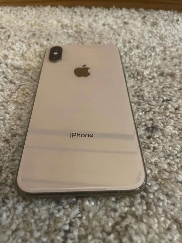 Apple iPhone XS - 64 GB - Unlocked
