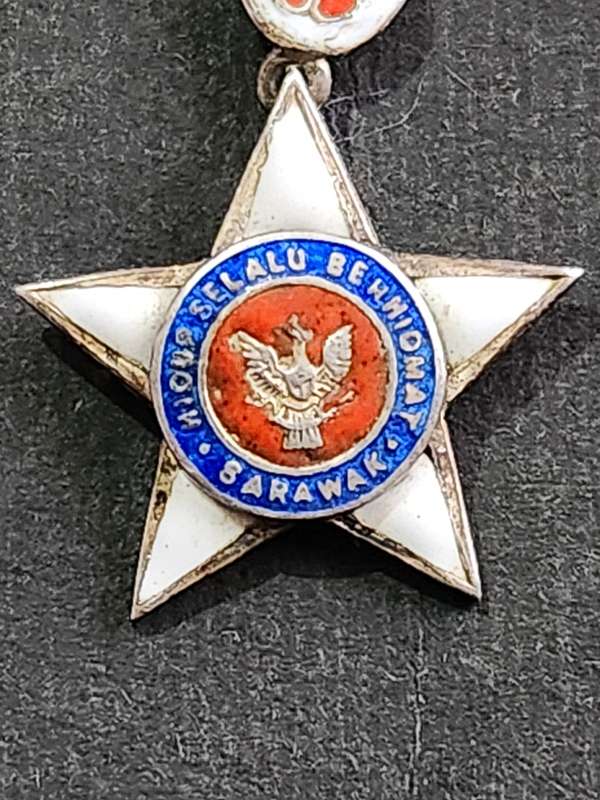 Malaysia State of Sarawak - The Pegawai Bintang Order Miniature Star - as per photograph