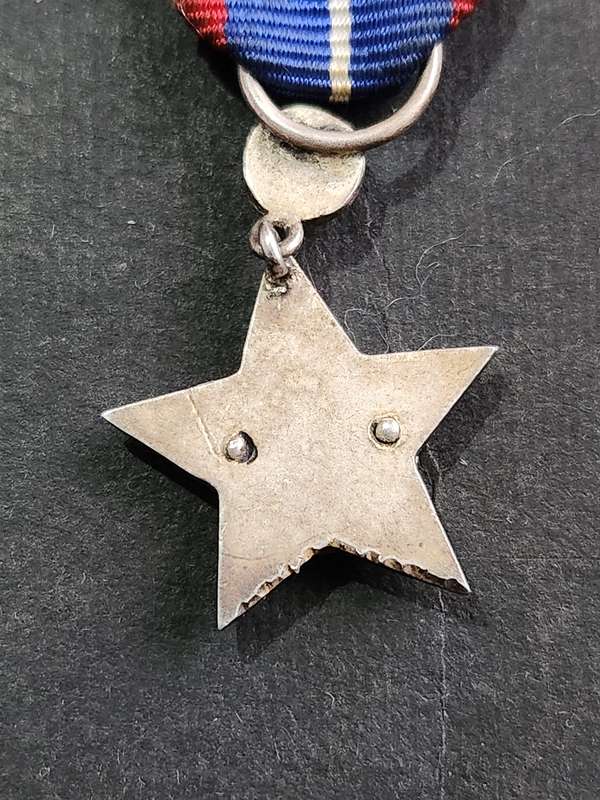 Malaysia State of Sarawak - The Pegawai Bintang Order Miniature Star - as per photograph