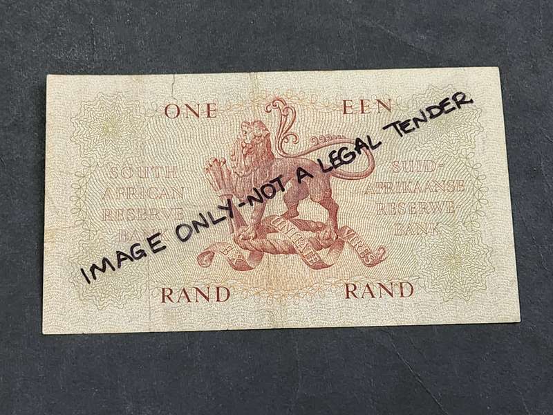 MH de Kock One Rand 1st issue 1961 E/A - as per photograph