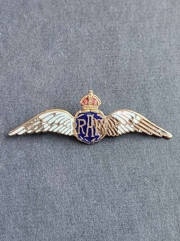 Vintage RAF Enamel Sweetheart Brooch - as per photograph