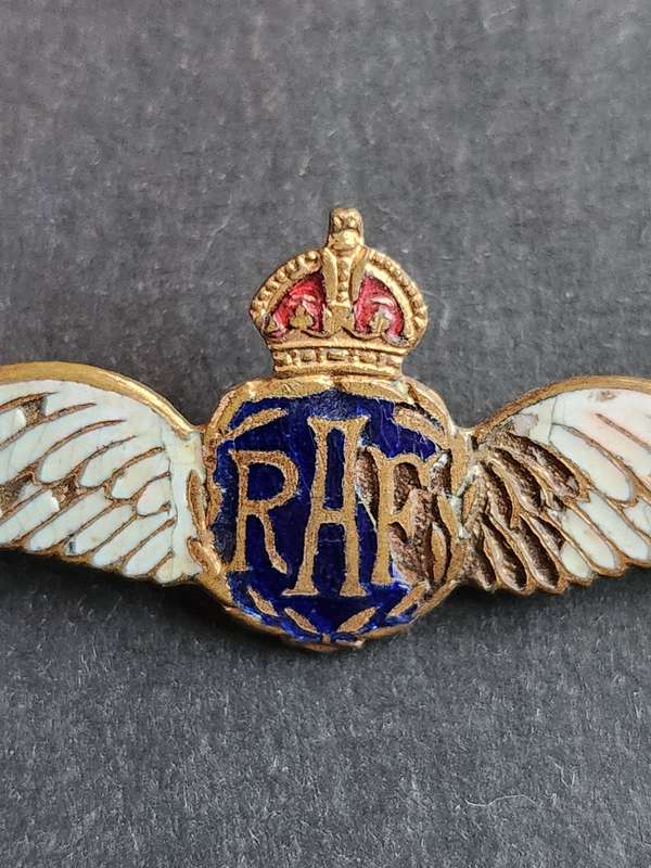 Vintage RAF Enamel Sweetheart Brooch - as per photograph