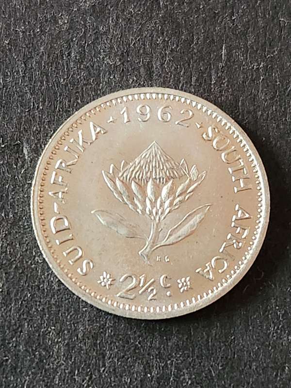 Republic 2 1/2 Cents 1962 BU (scarce date) - as per photograph