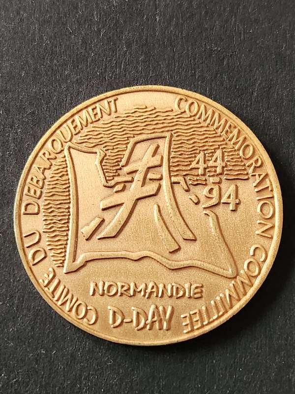 Normandy D Day Commemorate Medallion 1944-1994 (Base metal) - as per photograph