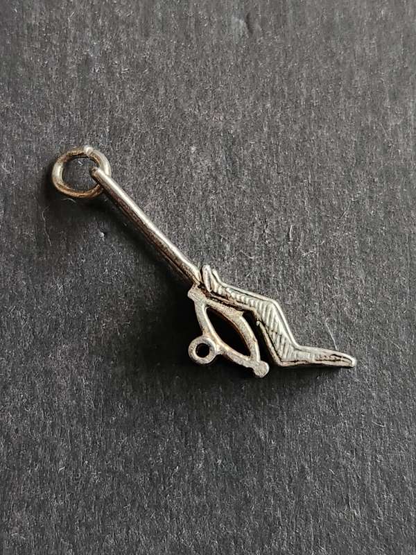 Vintage Silver Rickshaw Charm 1.9g - as per photograph