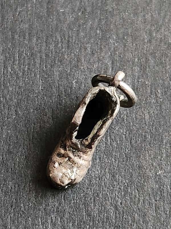 Vintage Silver Boot Charm 2.1g - as per photograph