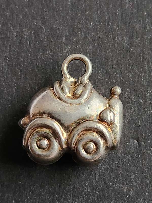 Vintage Silver Car Charm 2.3g - as per photograph