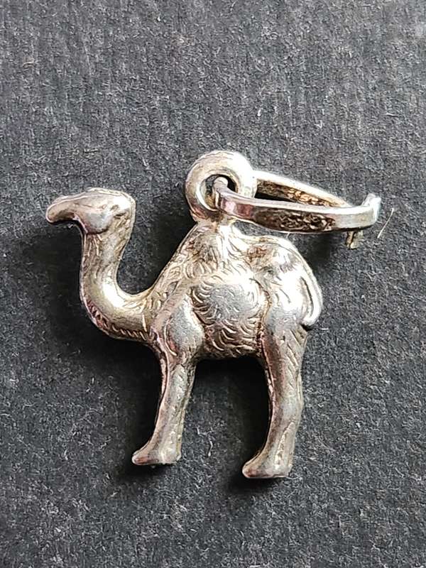 Vintage Silver Camel Charm 1.7g - as per photograph