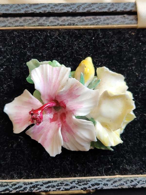 Royal Crown Derby Floral Brooch and Earrings set in a fitted Box (chips on brooch)-as per photograph