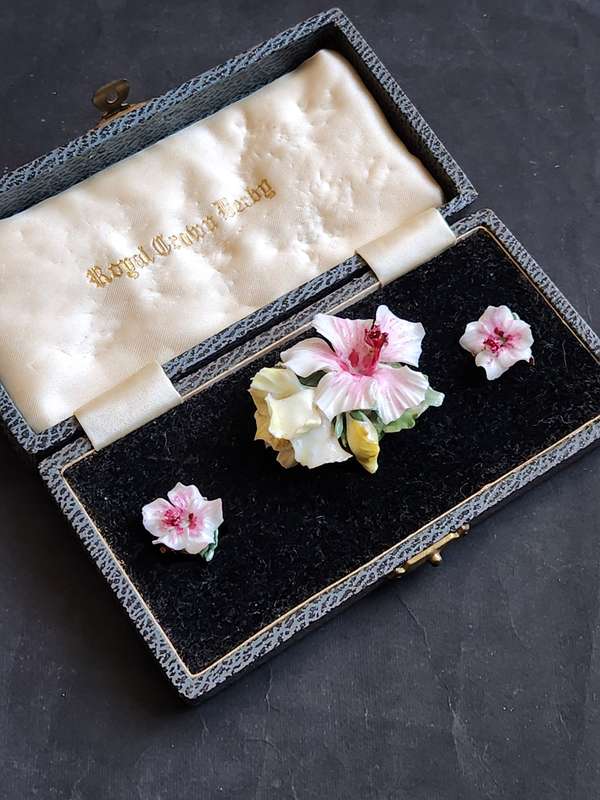 Royal Crown Derby Floral Brooch and Earrings set in a fitted Box (chips on brooch)-as per photograph