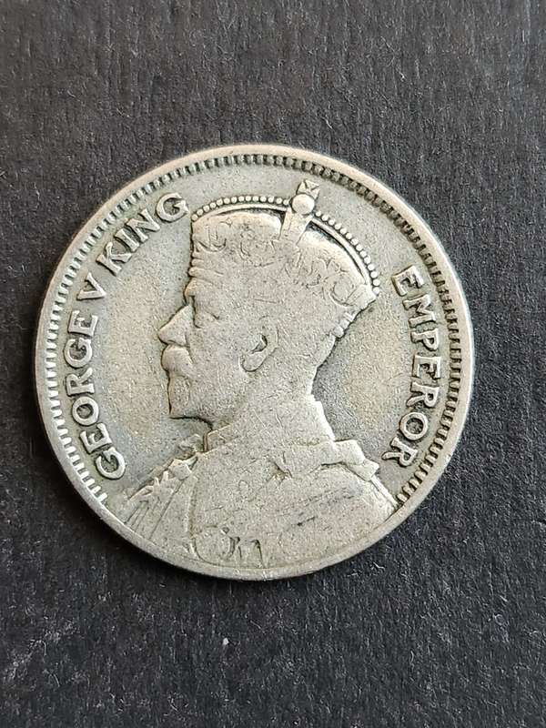 New Zealand Sixpence 1934 - as per photograph