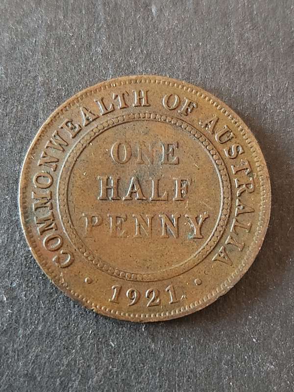 Commonwealth of Australia One Half Penny 1921 - as per photograph