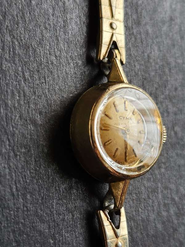 Vintage Ladies Cyma Mechanical Wrist Watch 20 Microns (not working) - as per photograph