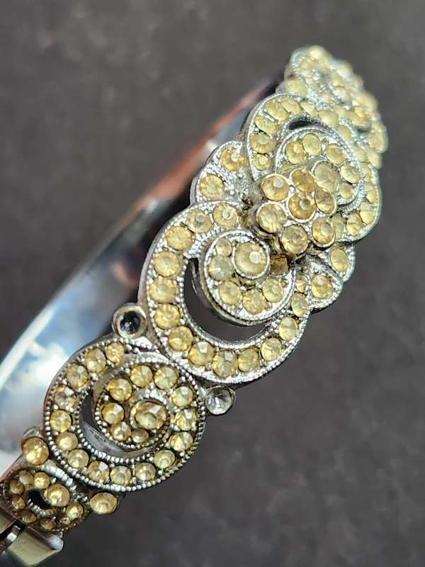 Art Decor Costume Jewellery Bracelet (2 missing stones) - as per photograph