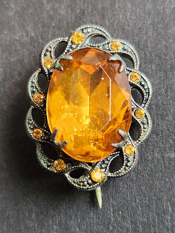 Vintage Scarf Pin Brooch - as per photograph