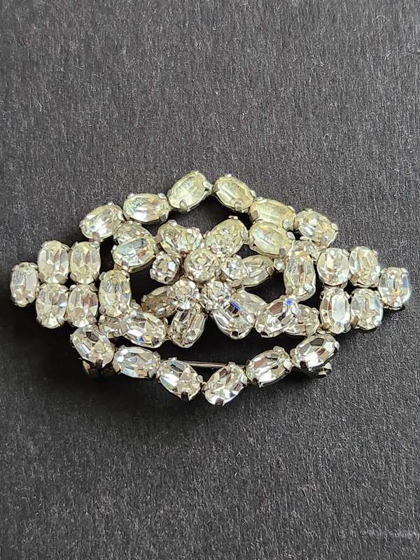 Vintage Rhinestone Brooch - as per photograph
