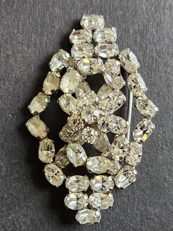 Vintage Rhinestone Brooch - as per photograph