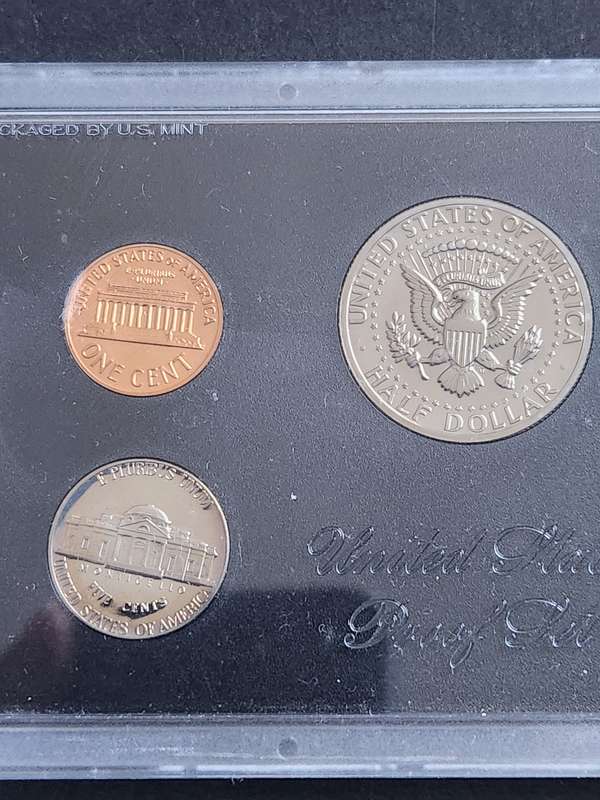 USA Proof Kennedy 1/2 Dollar Set 1971S - as per photograph