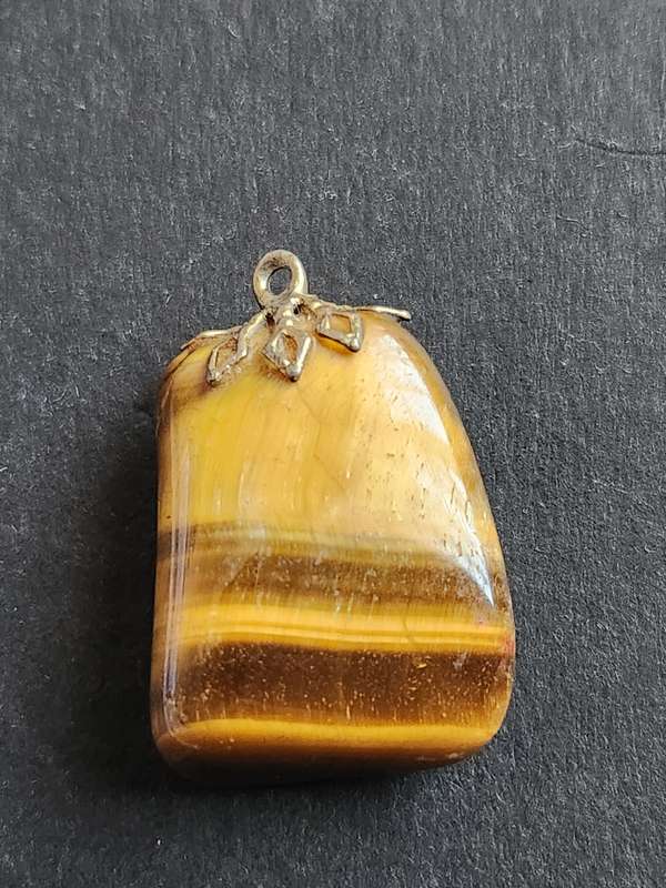 Vintage Tiger's Eye Pendant- as per photograph
