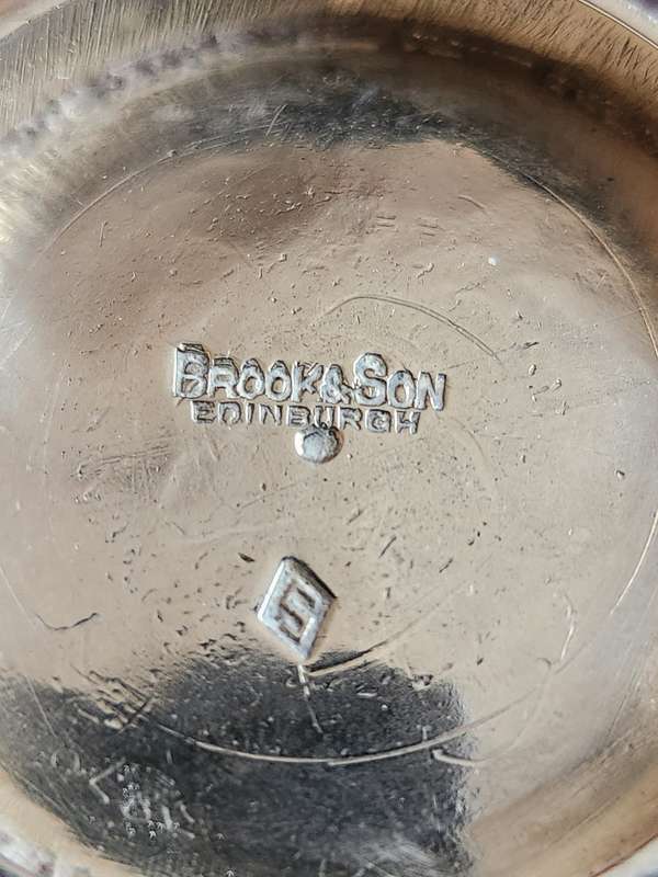 Antique Scottish Silver Quaich Maker Brook & Sons Edinburgh (Scottish Hallmarks) 97.4g
