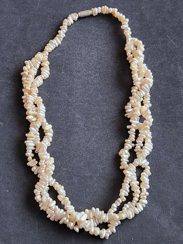 Vintage 3 Strand Pearl Necklace - as per photograph