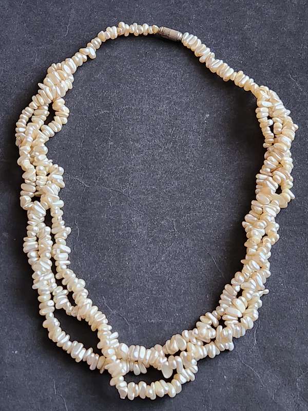 Vintage 3 Strand Pearl Necklace - as per photograph