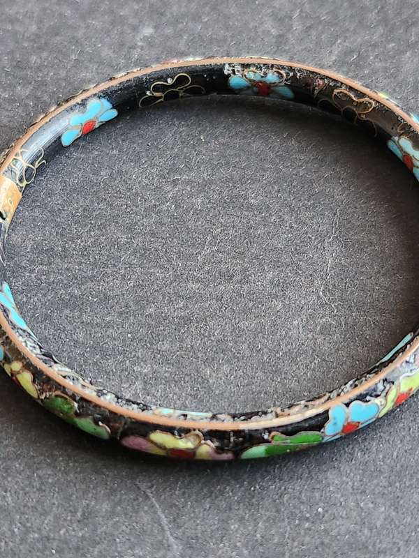 Chinese Cloisonne Enamel Hinged Bracelet - as per photograph