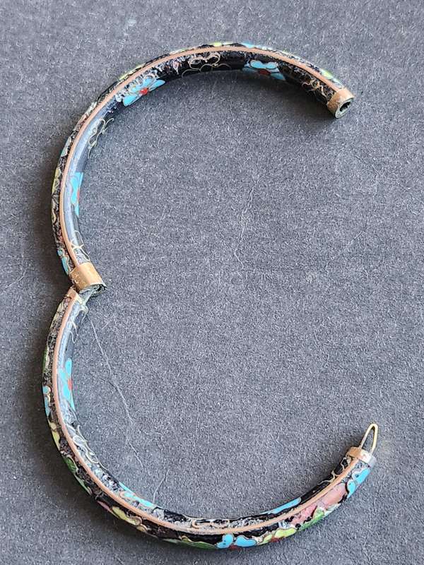 Chinese Cloisonne Enamel Hinged Bracelet - as per photograph