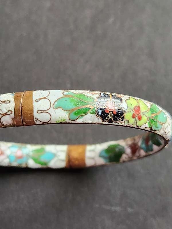 Chinese Cloisonne Enamel Hinged Bracelet - as per photograph