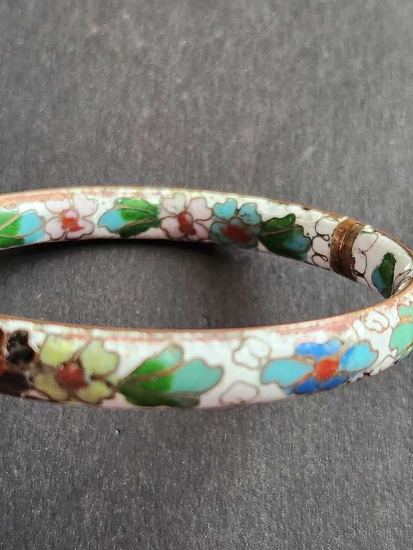 Chinese Cloisonne Enamel Hinged Bracelet - as per photograph