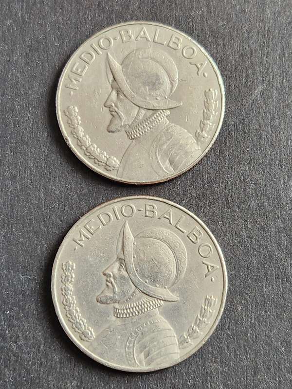 2 x Panama 1/2 Balboa coins 1982/1986 - as per photograph
