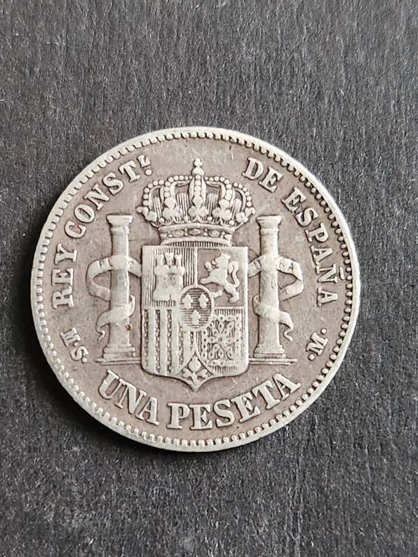 Spain Una Peseta 1883 - as per photograph