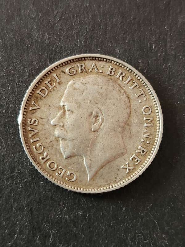 UK Sixpence 1917 Silver - as per photograph