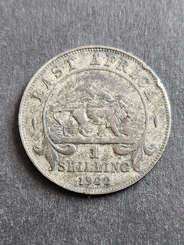 East Africa One Shilling 1922 - as per photograph