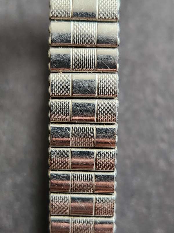 Vintage Ladies Osco Twin 17 Jewels Shock Proof Mechanical Wrist Watch (not working) - as per photogr