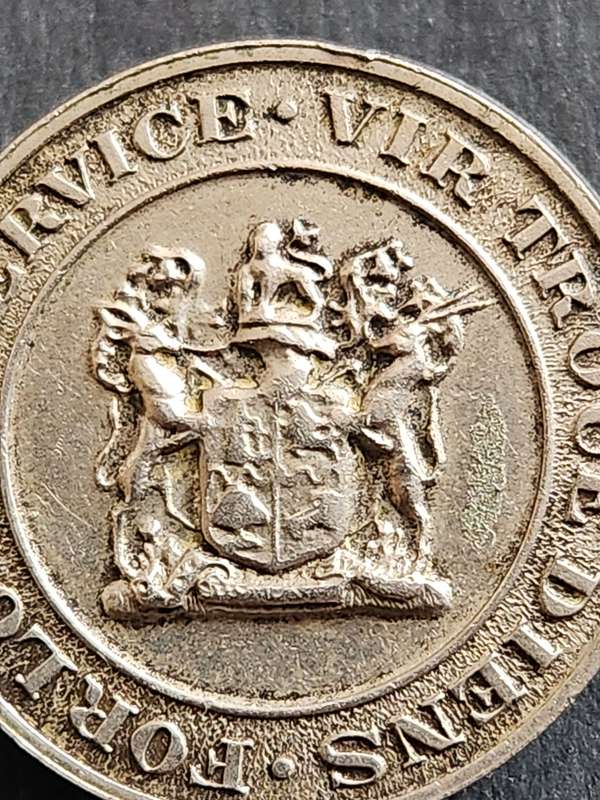 South African WW2 Loyal Service Lapel Badge no.39(673) - as per photograph