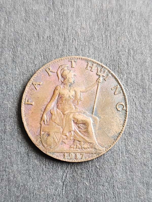 UK Farthing 1917 - as per photograph
