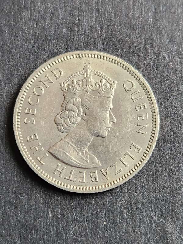 Fiji One Shilling 1962 - as per photograph