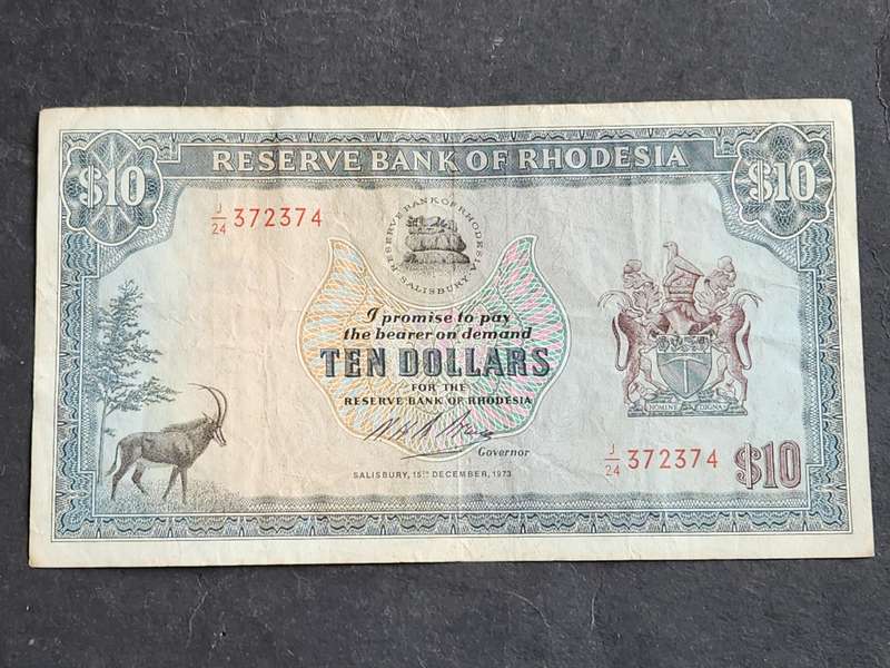 Reserve Bank of Rhodesia 10 Dollars Salisbury 15 December 1973 Rhodes Watermark- as per photograph