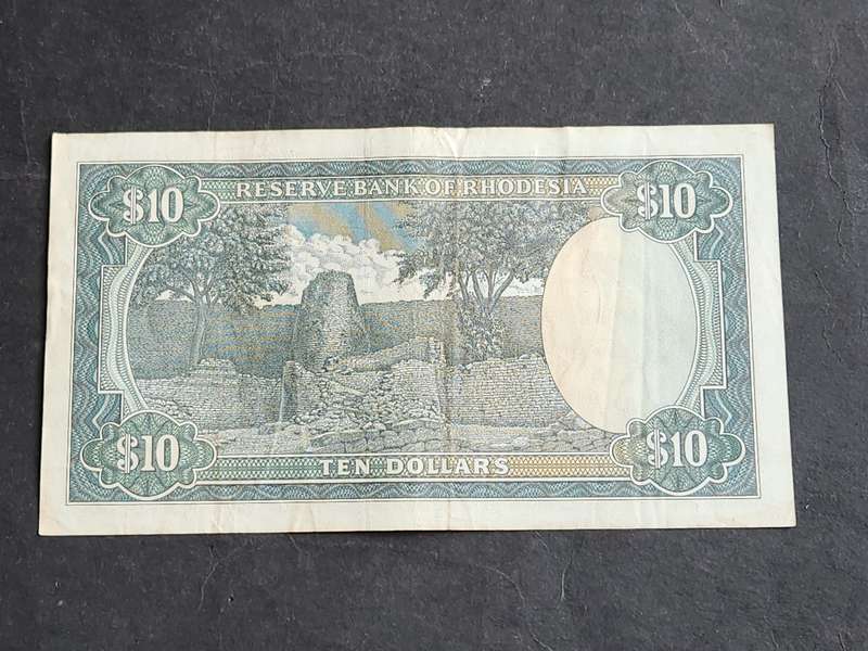 Reserve Bank of Rhodesia 10 Dollars Salisbury 15 September 1975 Rhodes Watermark- as per photograph