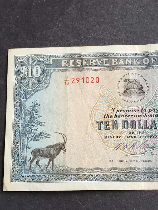 Reserve Bank of Rhodesia 10 Dollars Salisbury 20 November 1973 Rhodes Watermark - nice condition