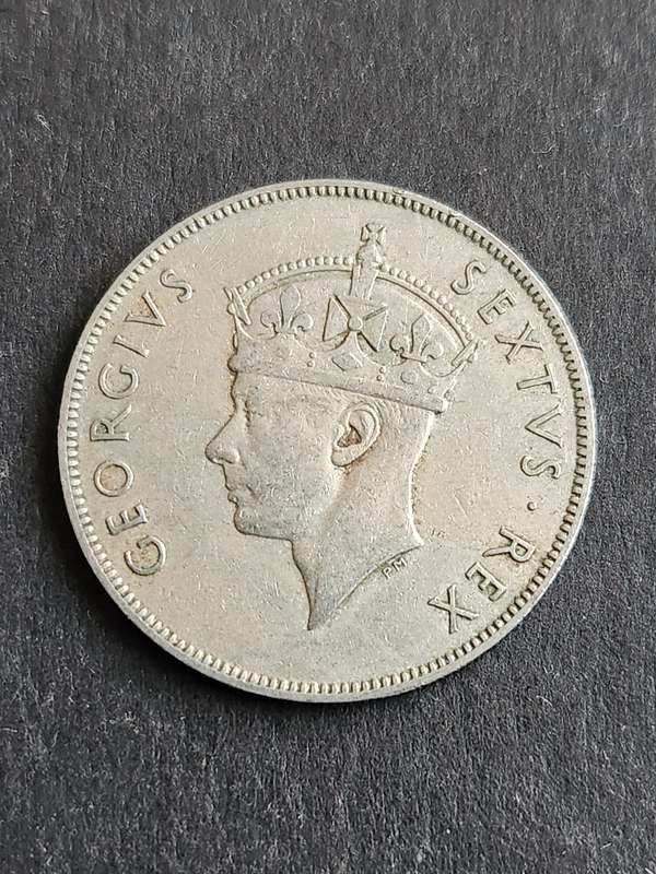 East Africa One Shilling 1952 .250 Silver
