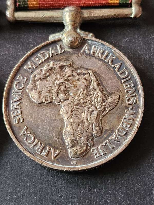 3 x WW2 Medals issued to GM Robert's 580144 - 1939-1945, Defence Medal and Africa Service Medal Silv