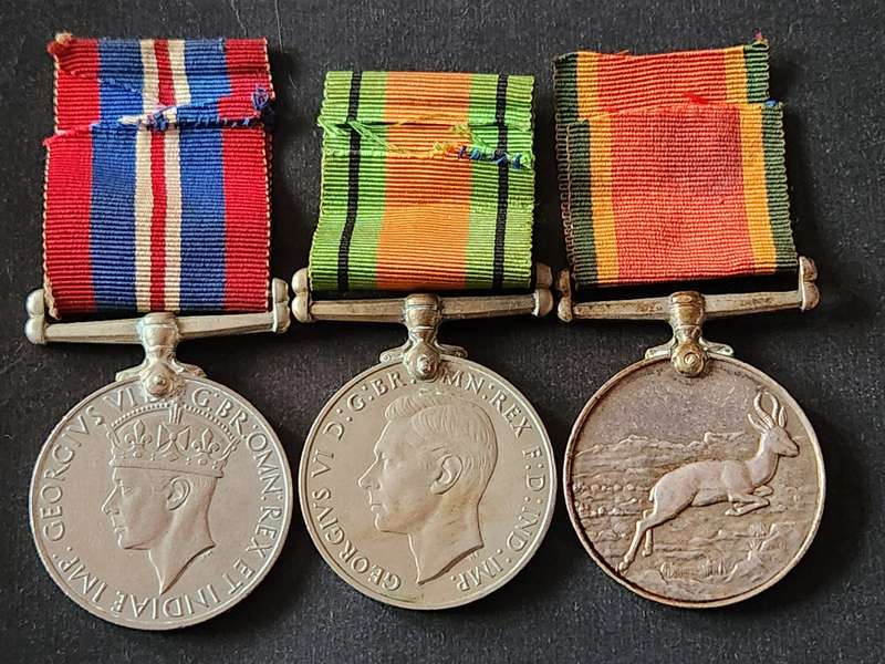 3 x WW2 Medals issued to GM Robert's 580144 - 1939-1945, Defence Medal and Africa Service Medal Silv