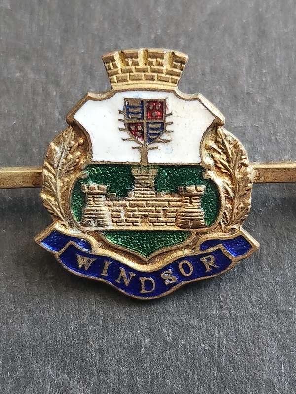 Enamel Windsor Castle Sweetheart Brooch