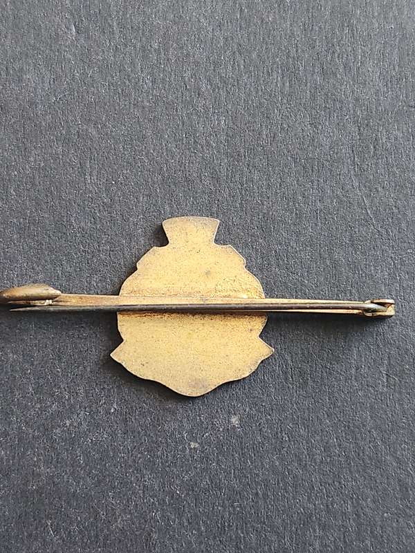 Enamel Windsor Castle Sweetheart Brooch