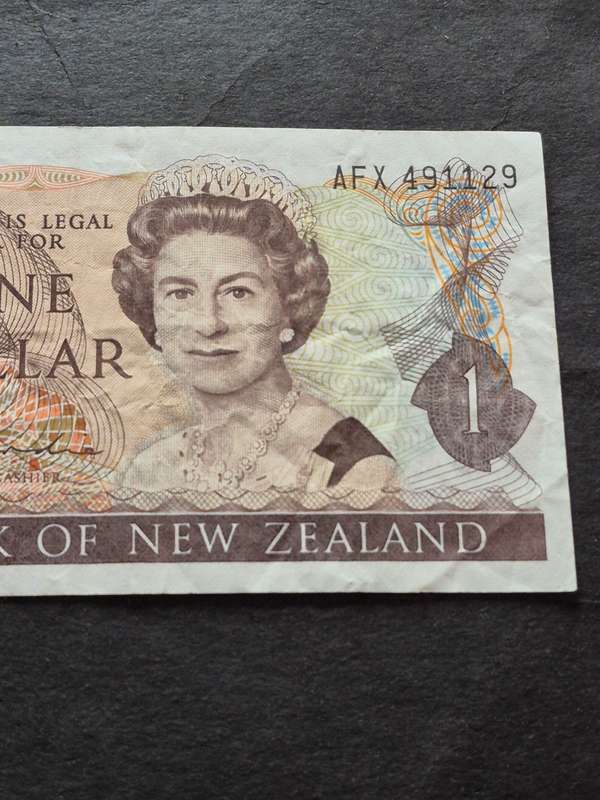 Reserve Bank of New Zealand One Dollar