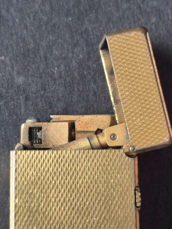Dunhill Vintage Rollergas Lighter (gold plated) - needs to be gassed - excellent condition